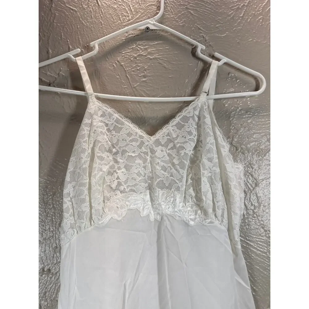 Vintage Seamprufe Womens Slip Dress Short White Satin Lace Victorian 60s Size 34